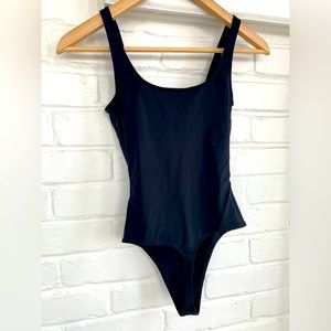 Aritzia bodysuit